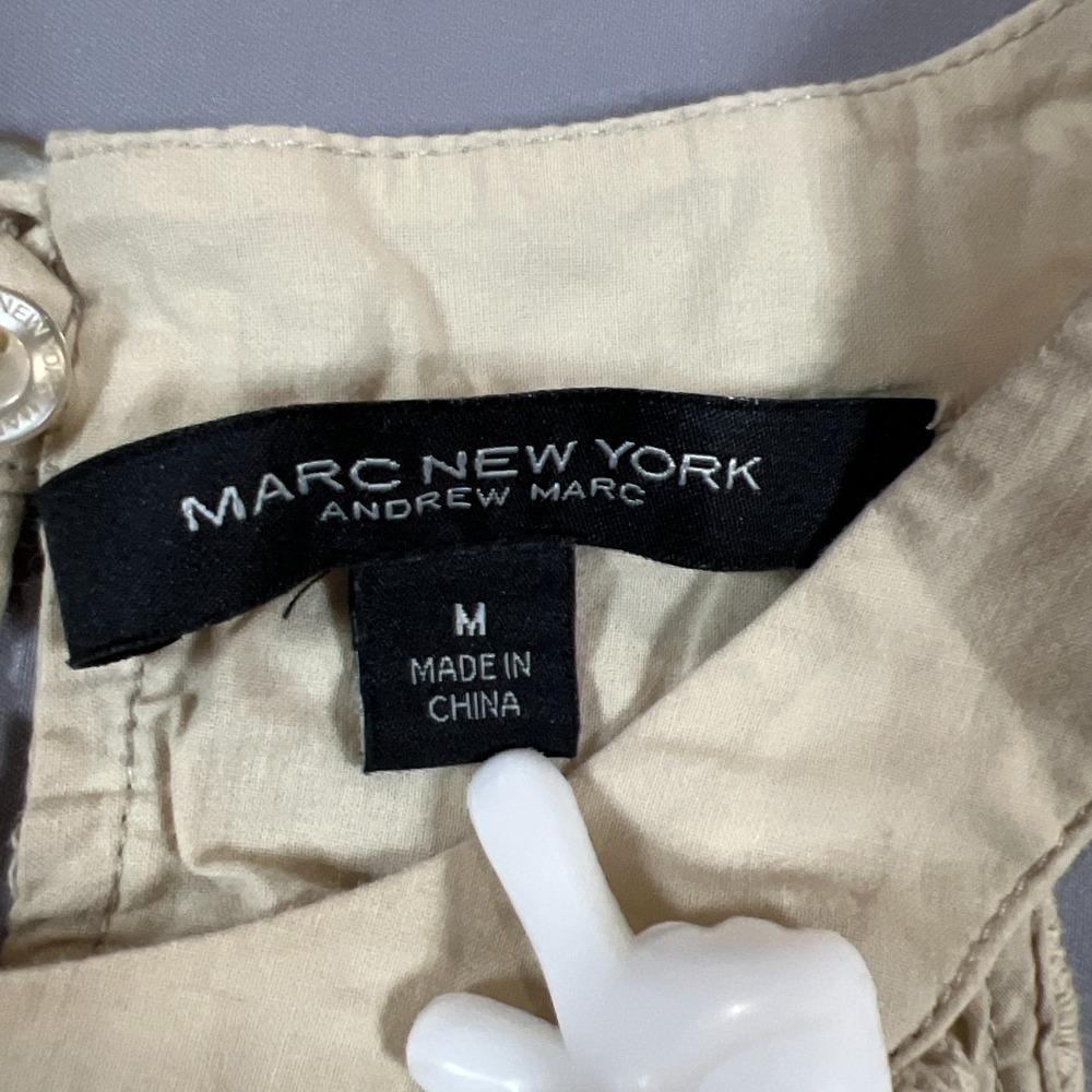 Marc New York Crop Halter Top Womens Medium Beige Eyelet Embroidery Keyhole Back - Picture 7 of 8